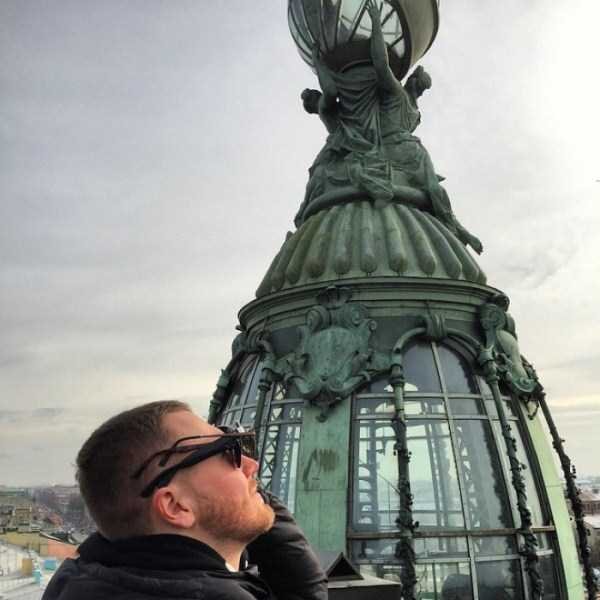 watching-the-solar-eclipse-12