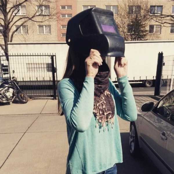 watching-the-solar-eclipse-27