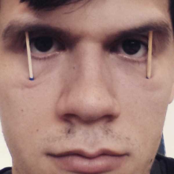 watching-the-solar-eclipse-28