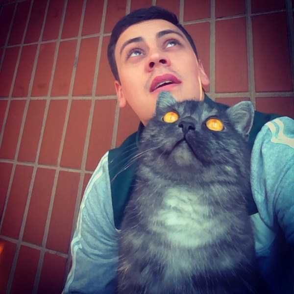 watching-the-solar-eclipse-29